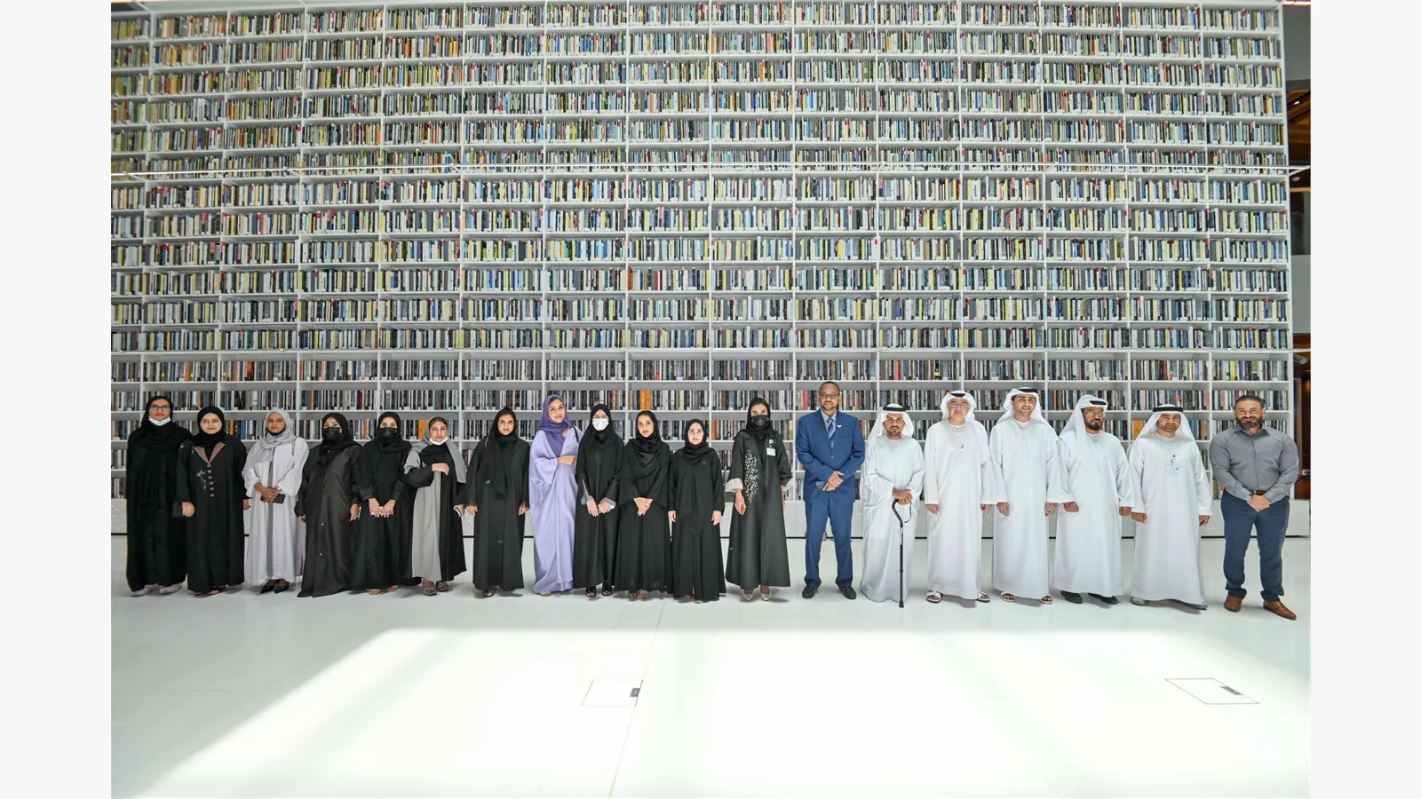 MOEI employees visit the Mohammed bin Rashid Library 11