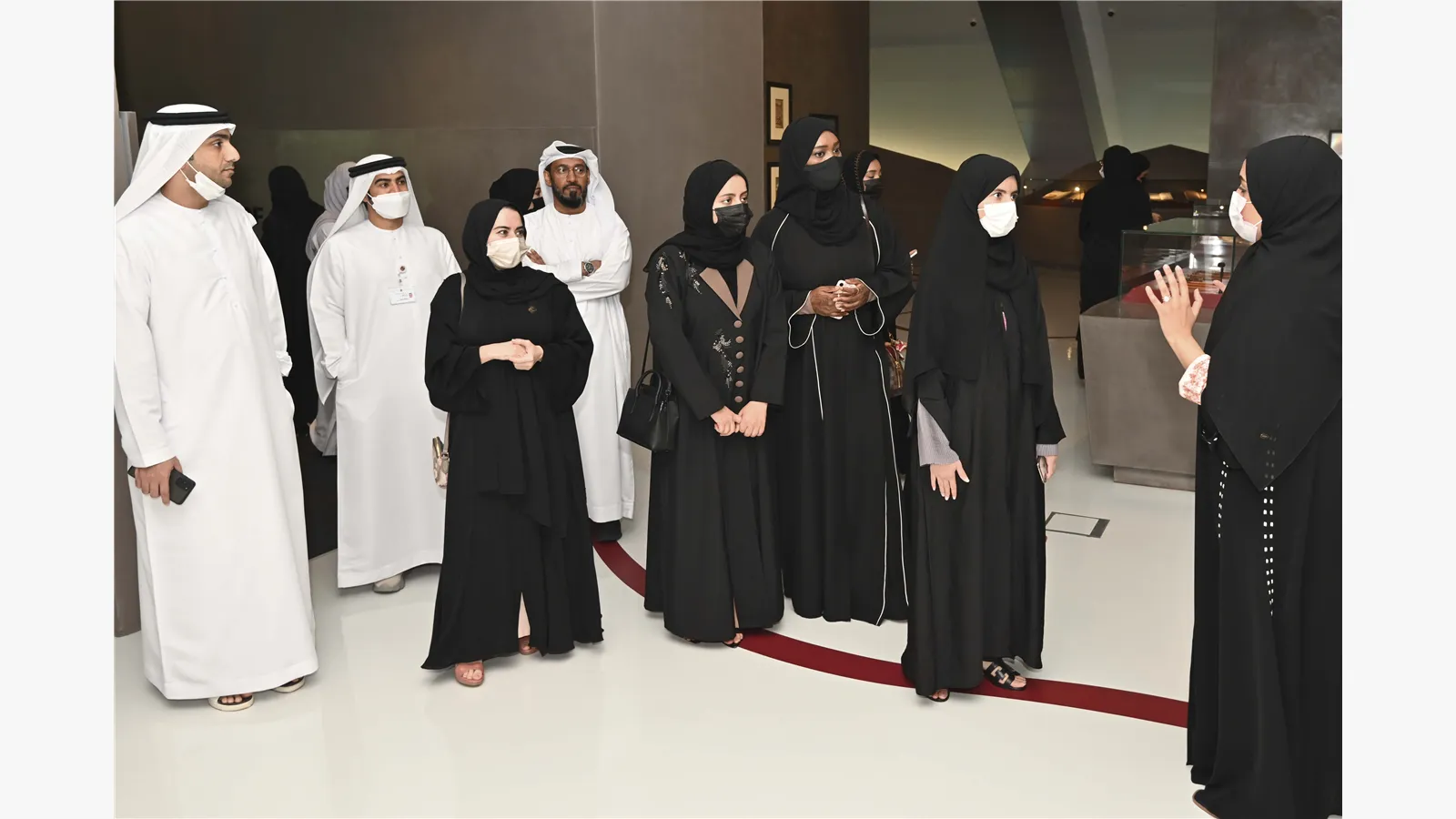 MOEI employees visit the Mohammed bin Rashid Library 5