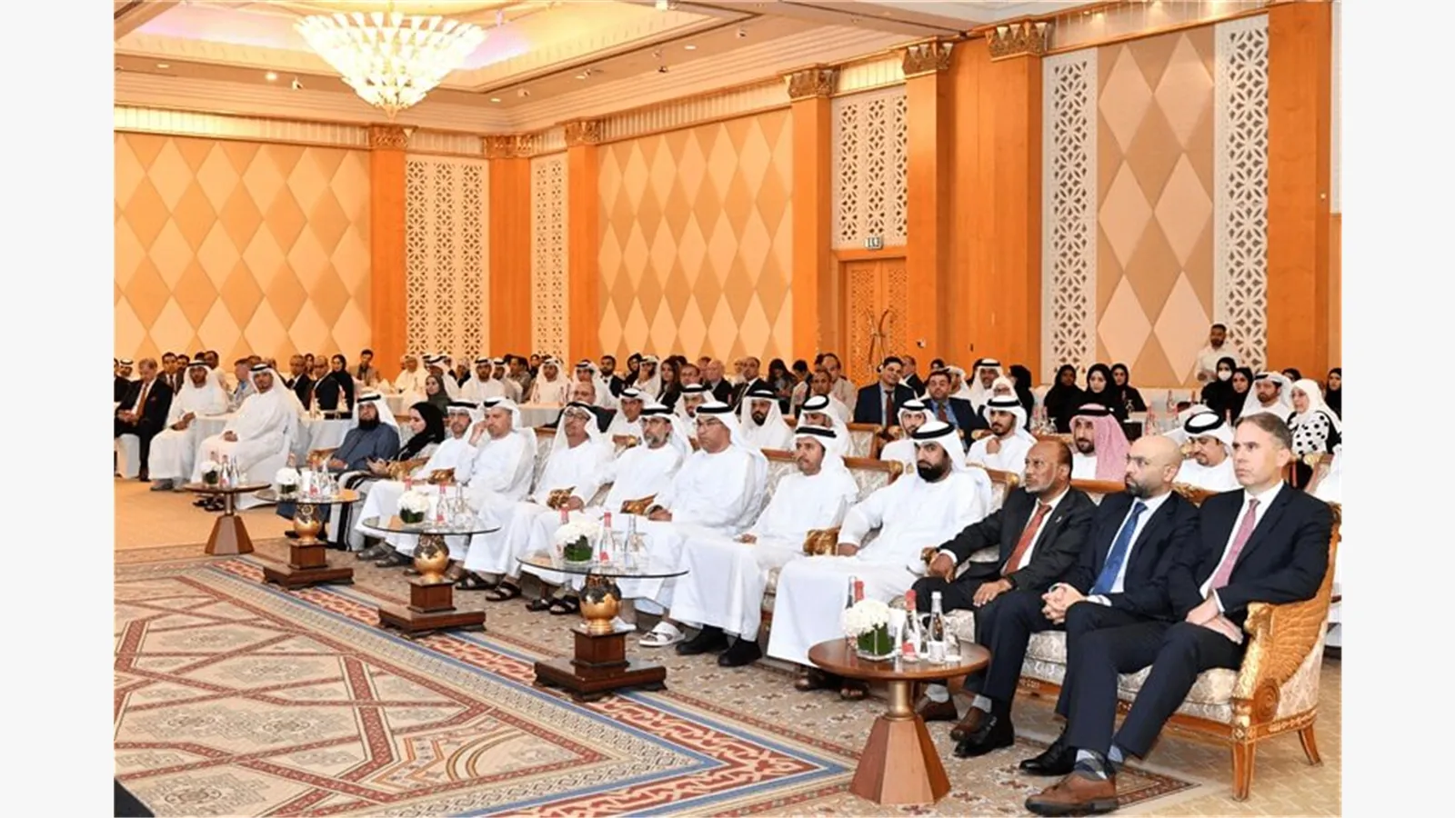Ceremony honoring the winners of the Research and Innovation Award - the first session 13