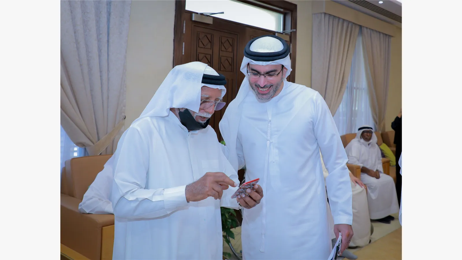 "Energy and Infrastructure" celebrates senior citizens on the occasion of the Arab Volunteer Day 8